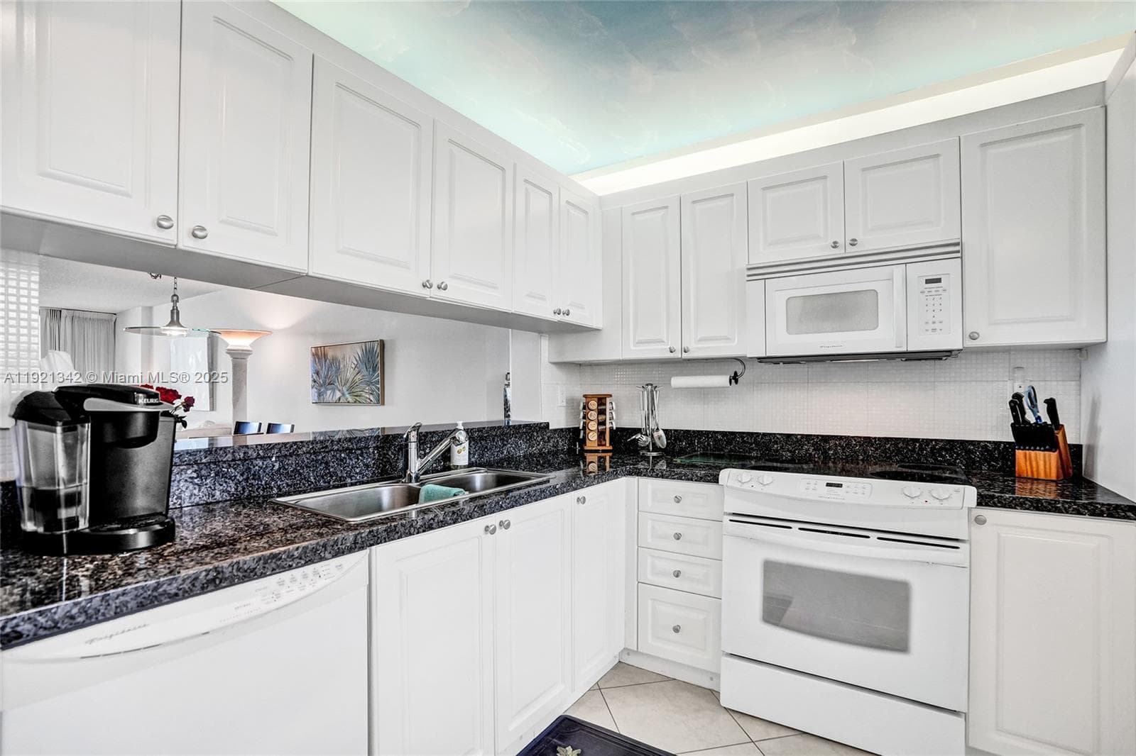 510 Ocean Blvd 308 photo 21