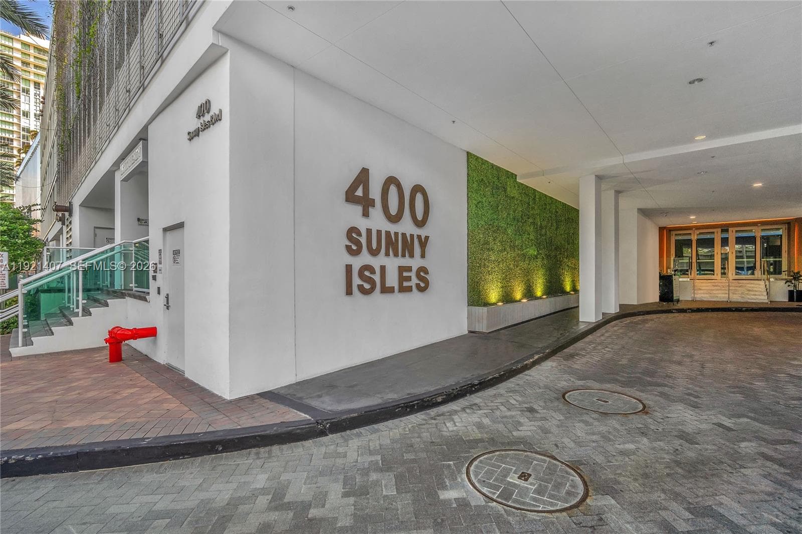 400 Sunny Isles Blvd 1519 photo 6