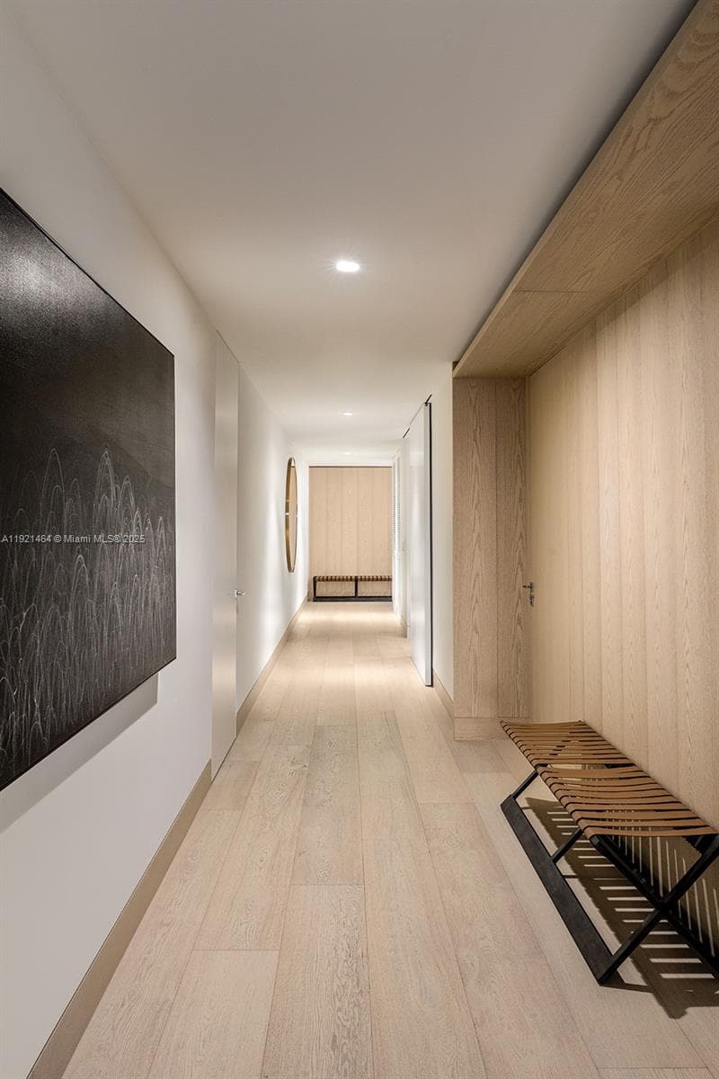 8955 Collins Ave 4