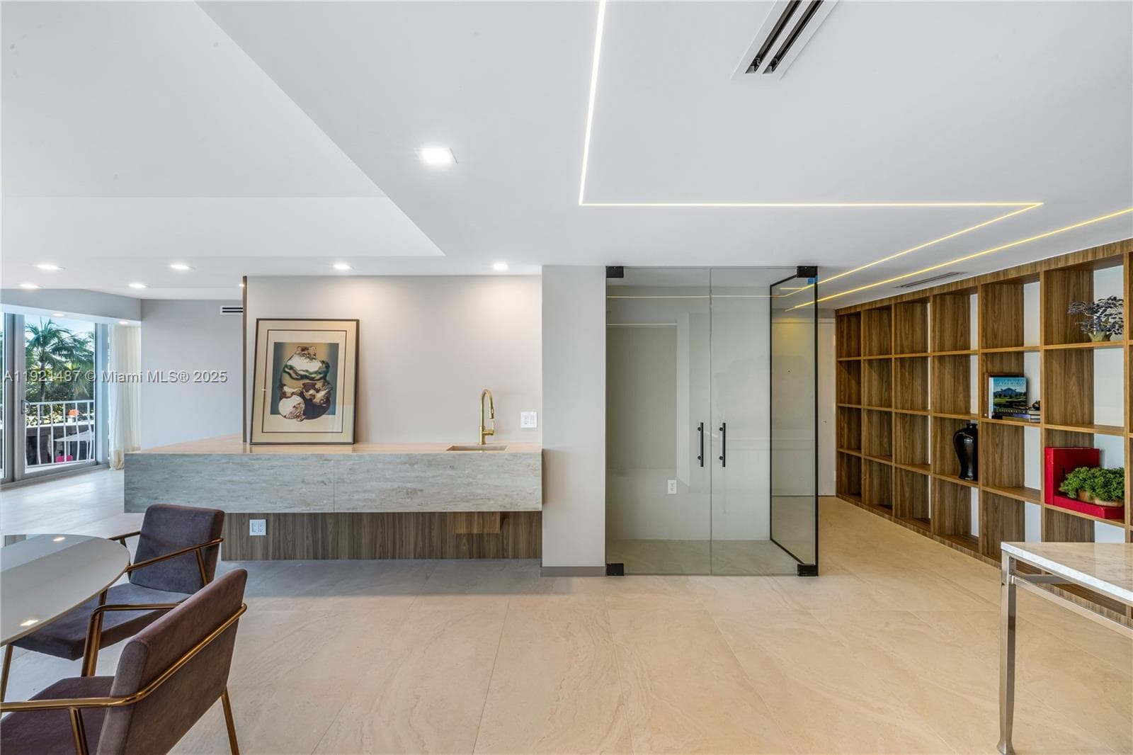 10155 Collins Ave 202 photo 23