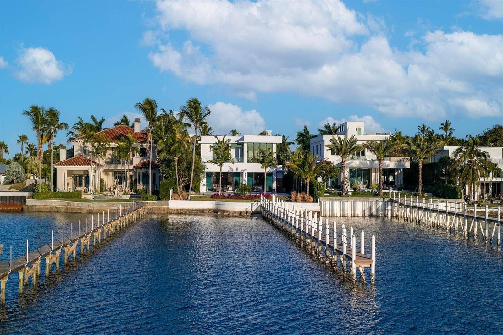 807 N Atlantic Drive 4