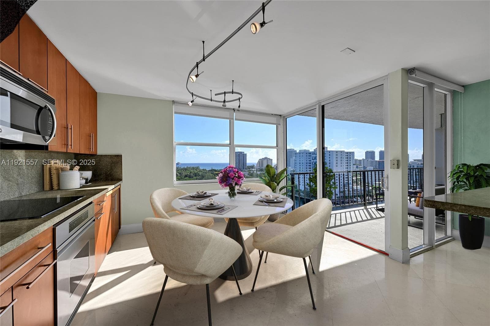 936 Intracoastal Dr 15H photo 11