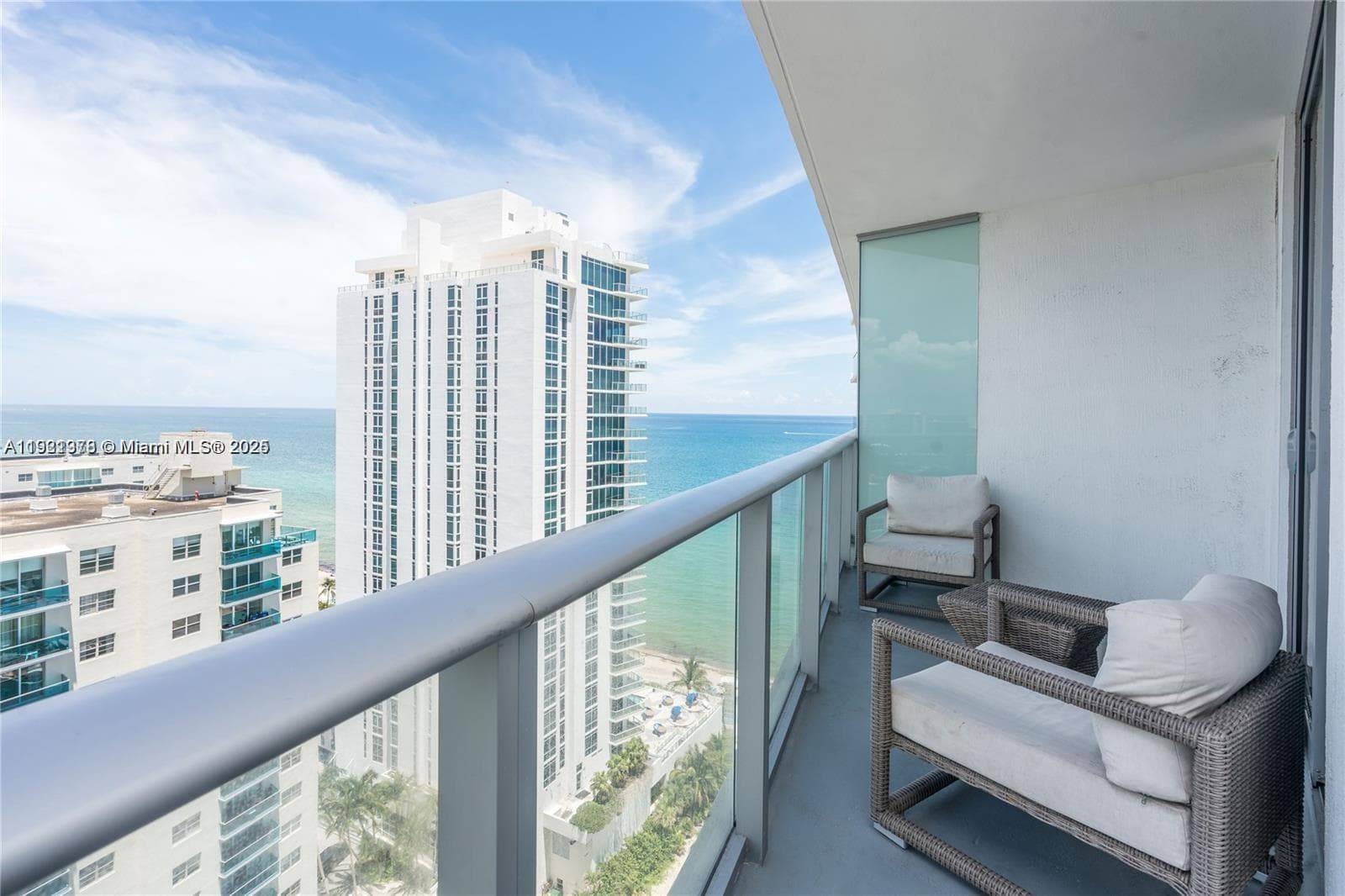 4111 Ocean Dr 1506 photo 14