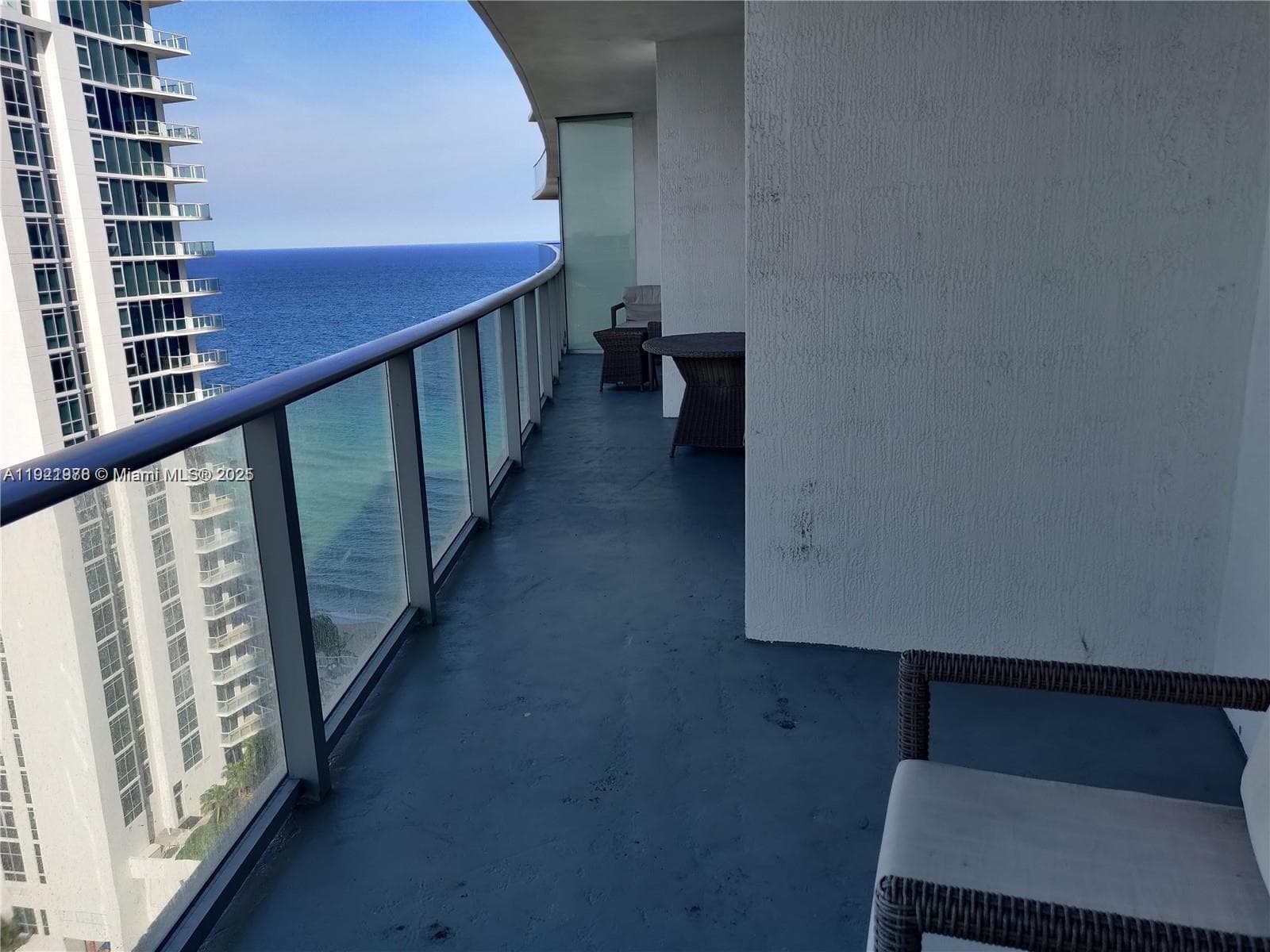 4111 Ocean Dr 1506 photo 11