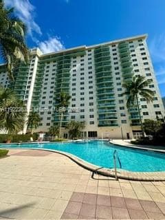 19390 Collins Ave 414 photo 24