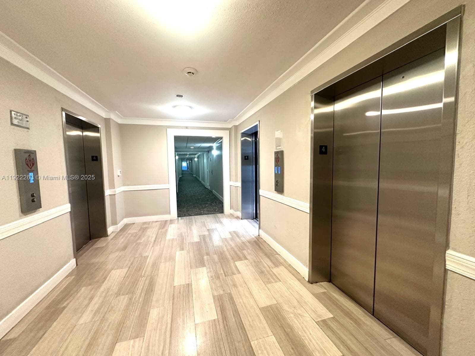19390 Collins Ave 414 photo 15