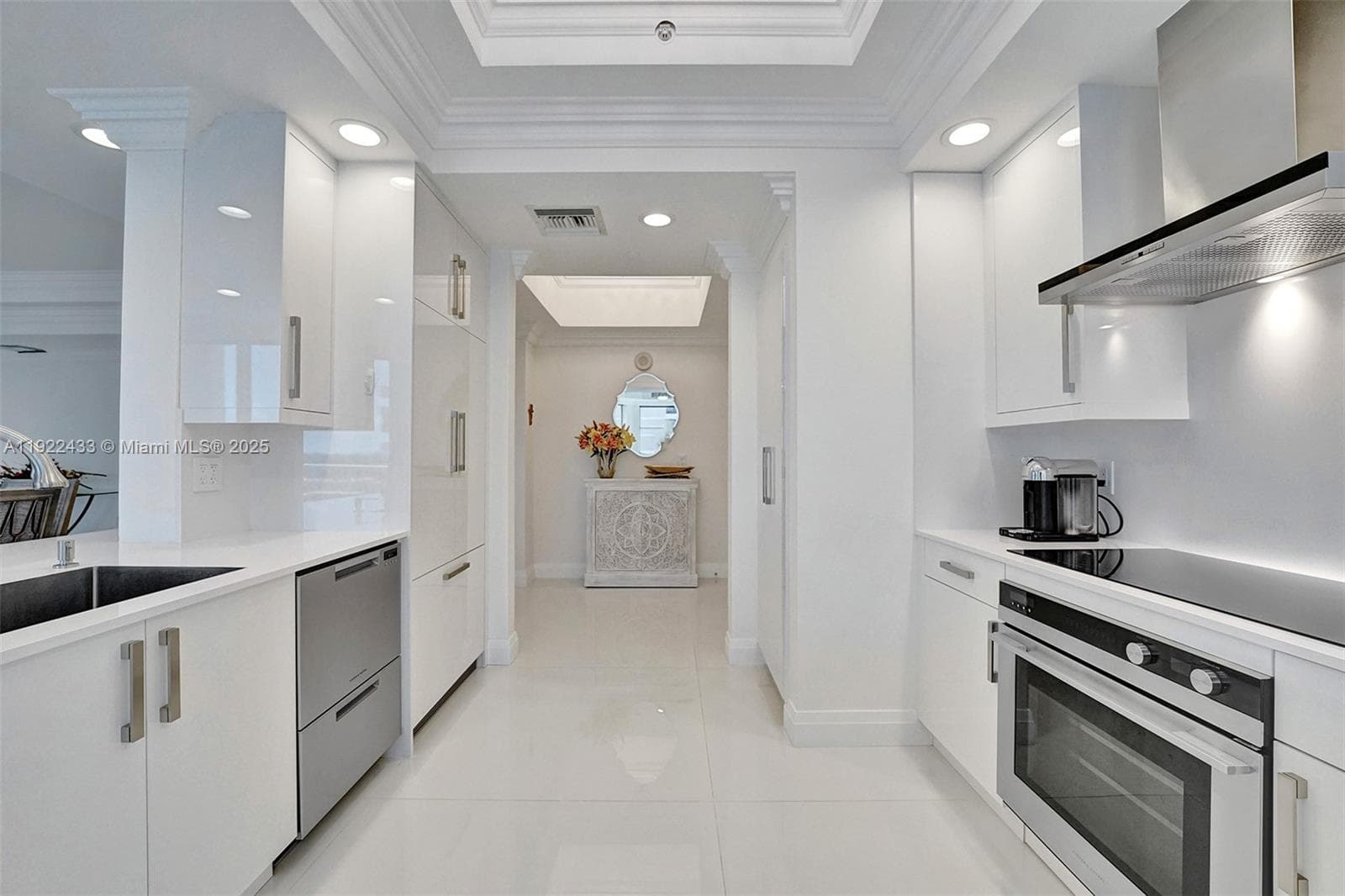 1395 Ocean Blvd 7D (701) photo 24