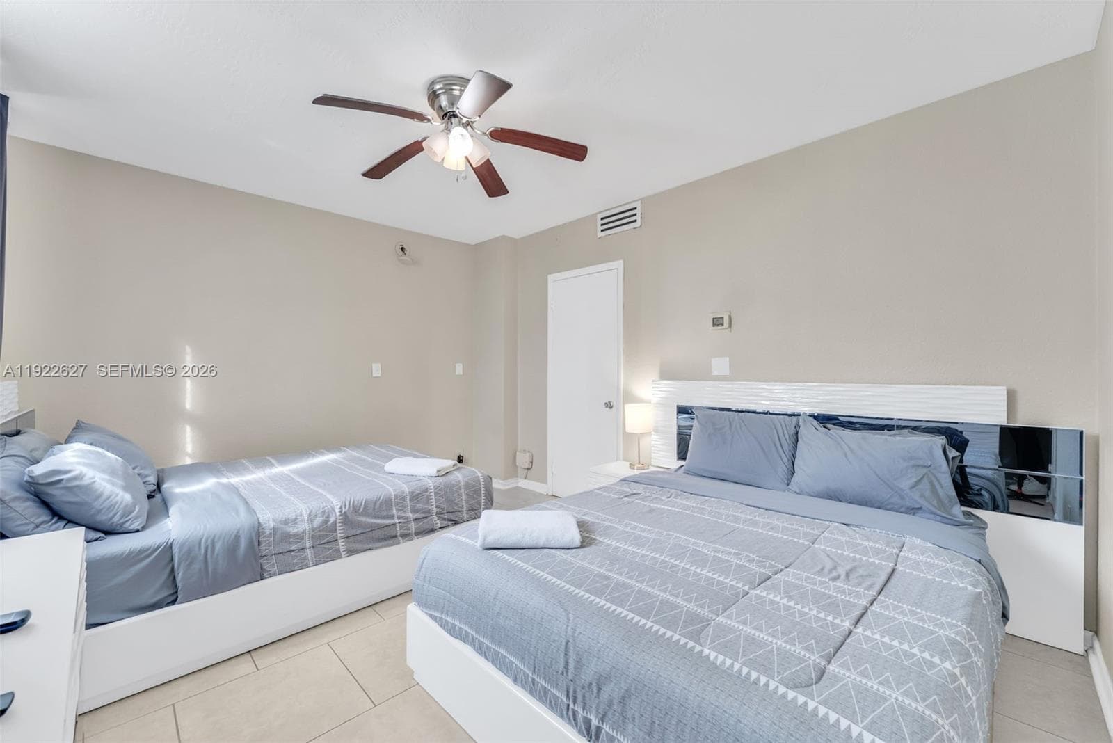 3801 S Ocean Dr 7V photo 16