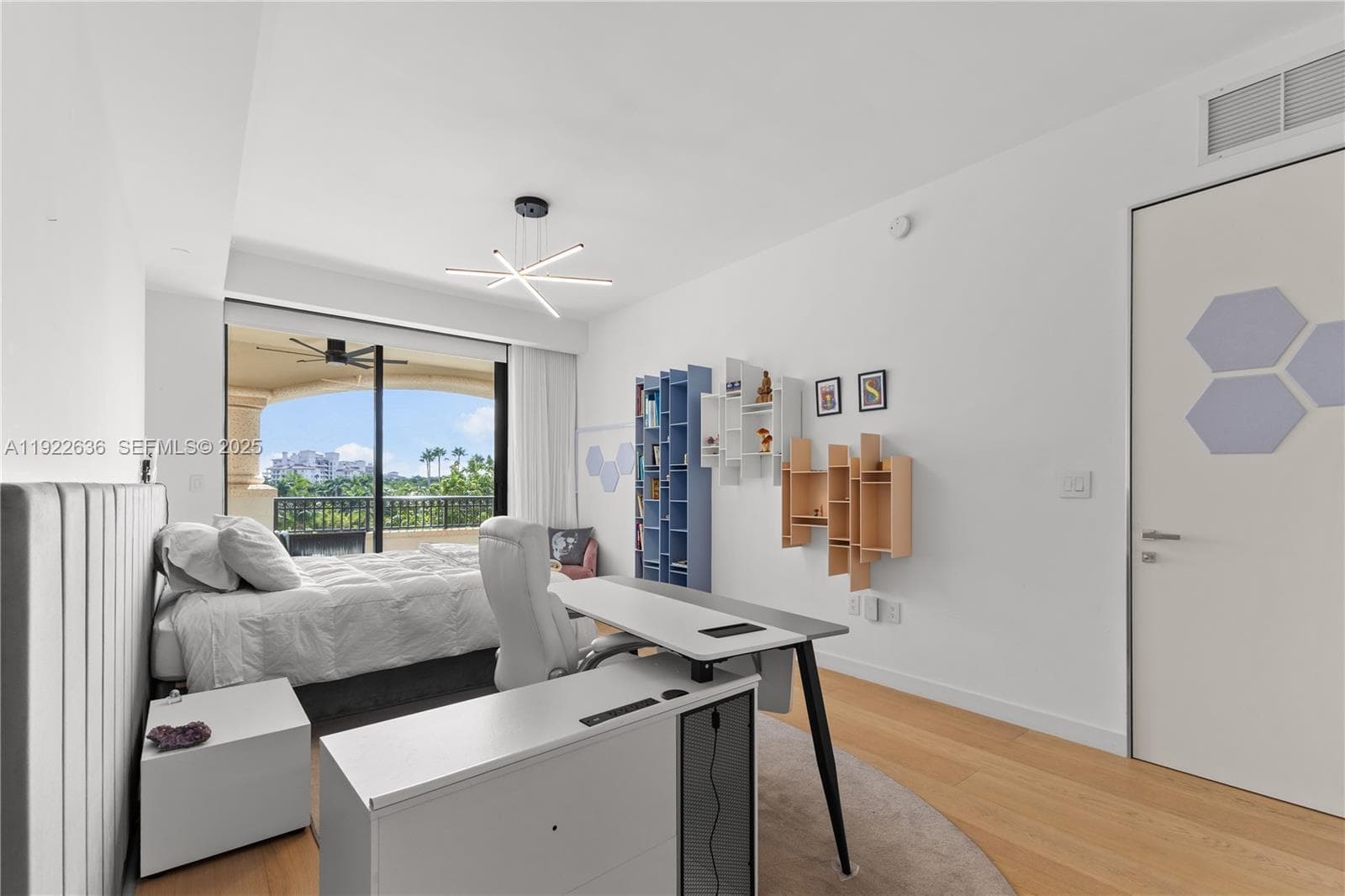 6800 Fisher Island Dr 6842 photo 22