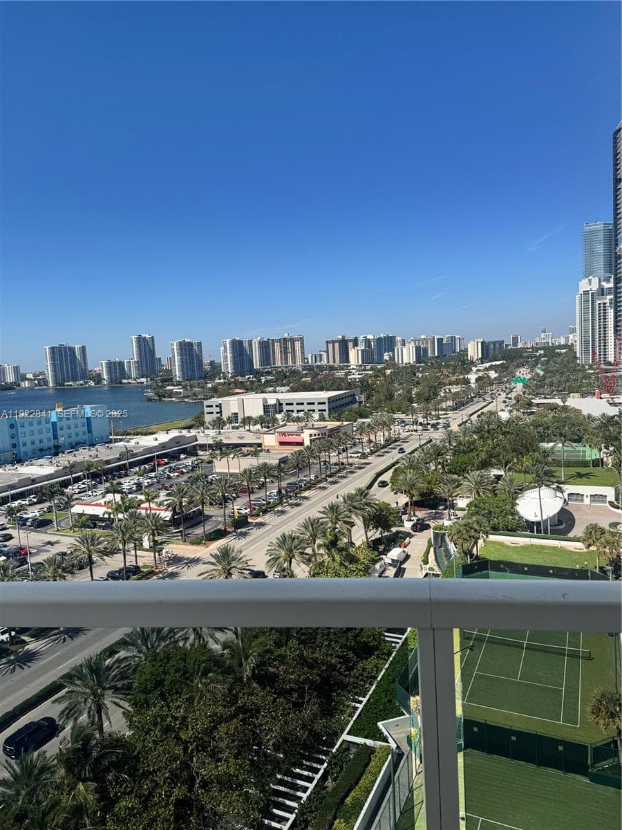 18001 Collins Ave 717 photo 17