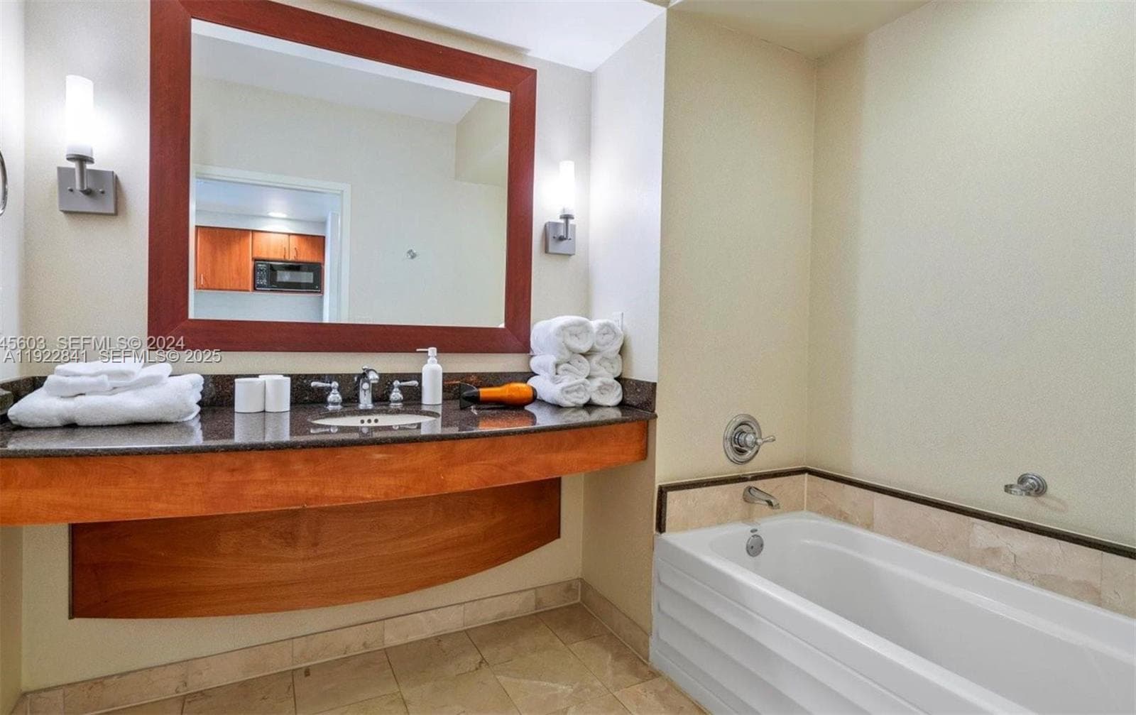 18001 Collins Ave 717 photo 9