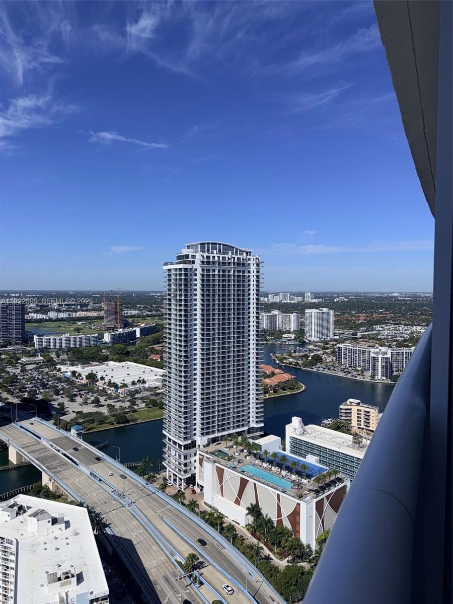 1800 Ocean Dr LP4206 photo 6