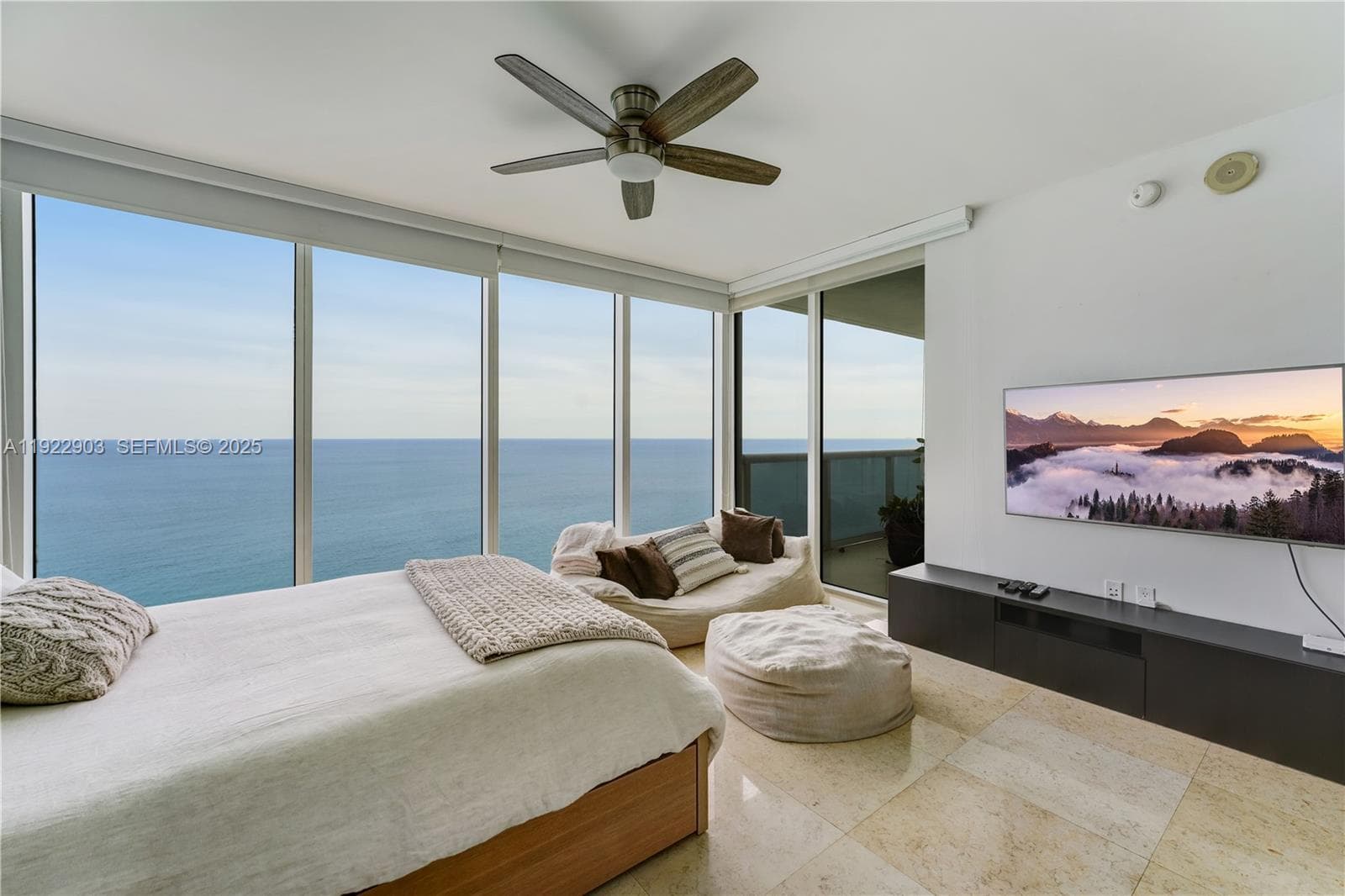 1830 Ocean Dr 3002 photo 16