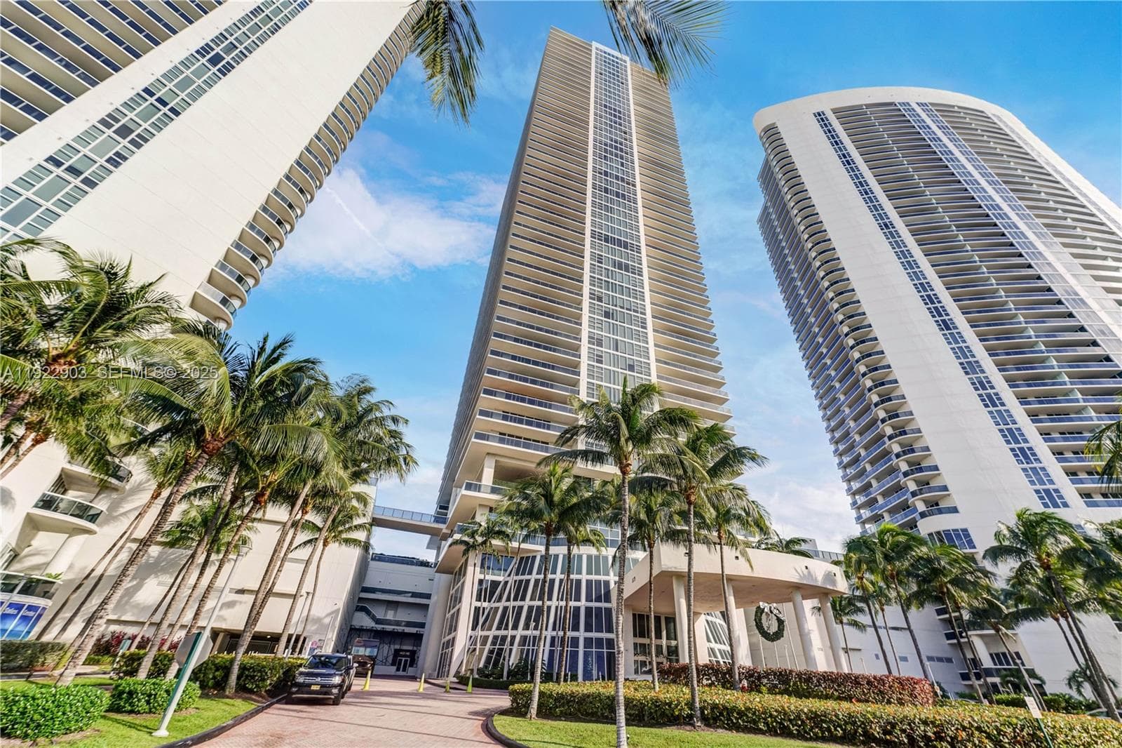 1830 Ocean Dr 3