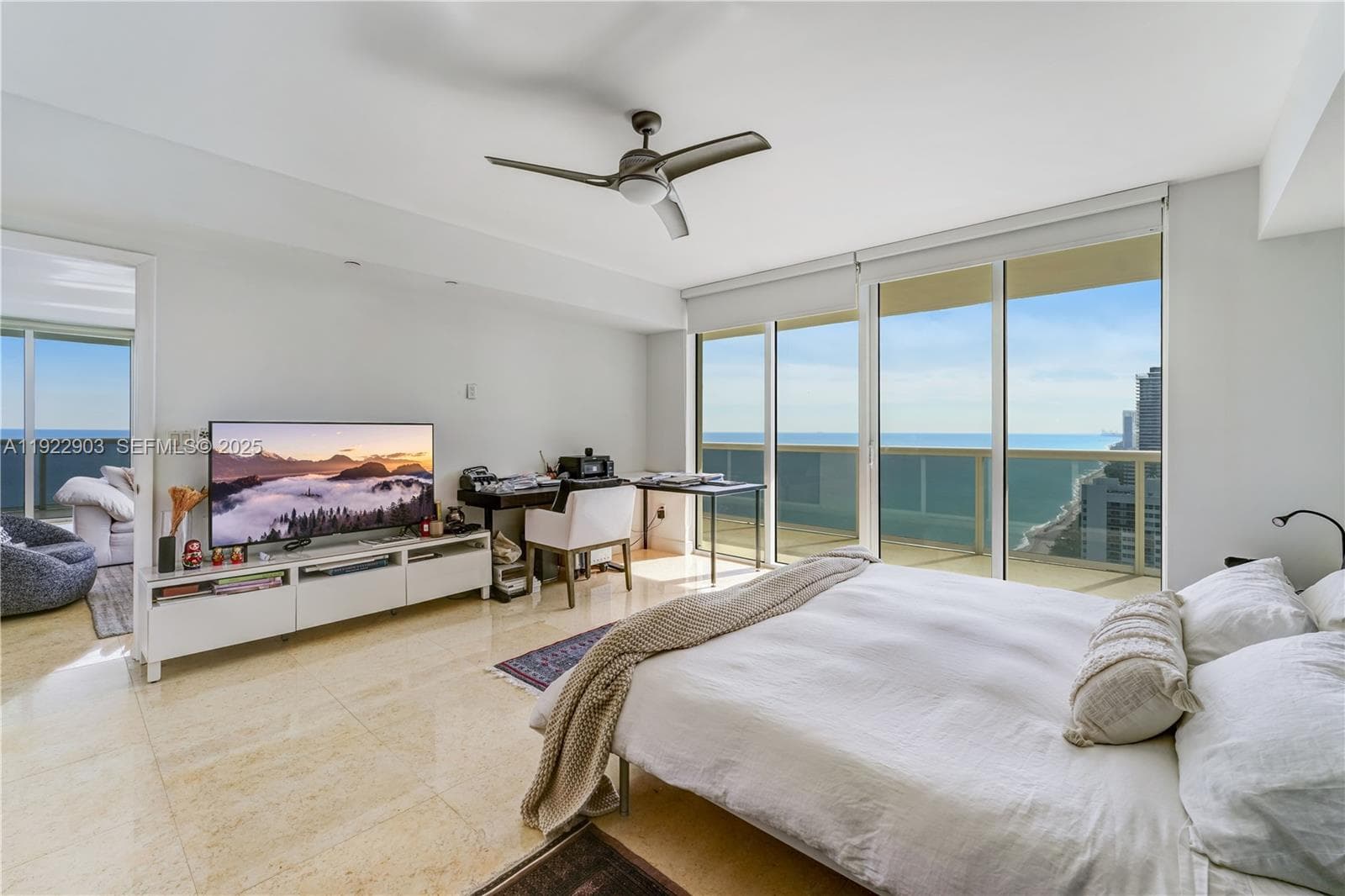 1830 Ocean Dr 3002 photo 11