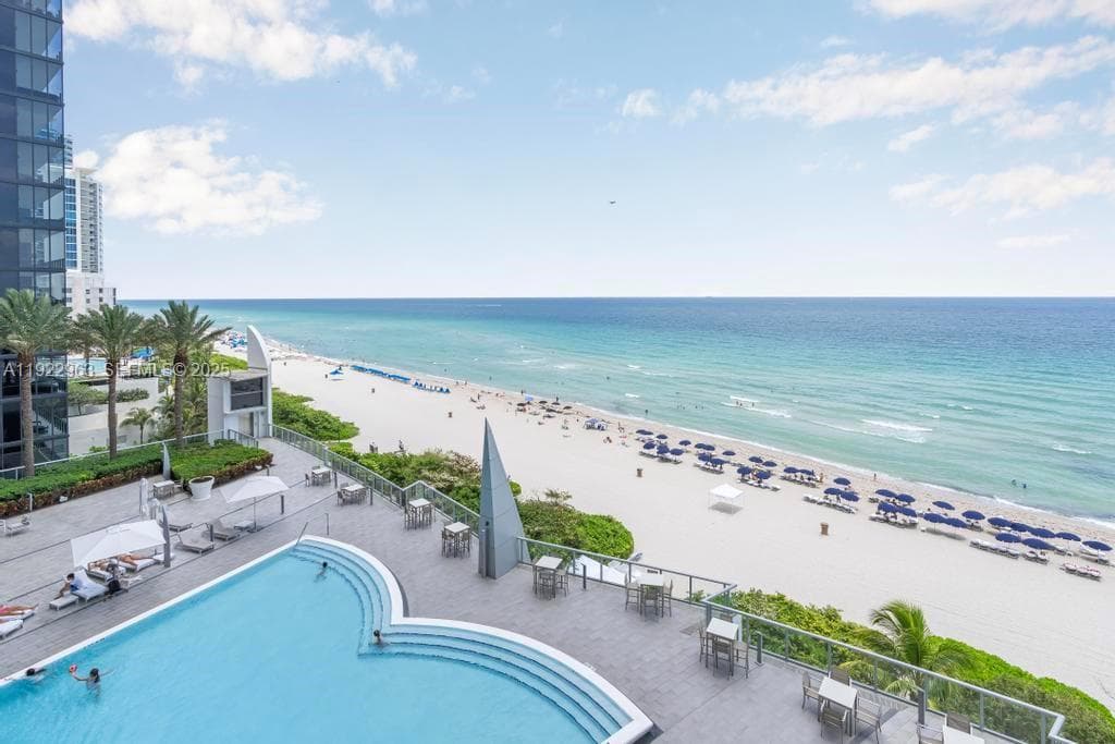 17121 Collins Ave 903 photo 23