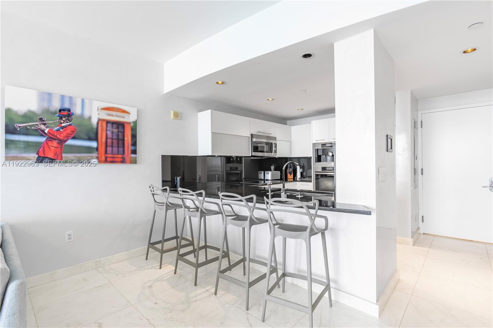 17121 Collins Ave 903 photo 12