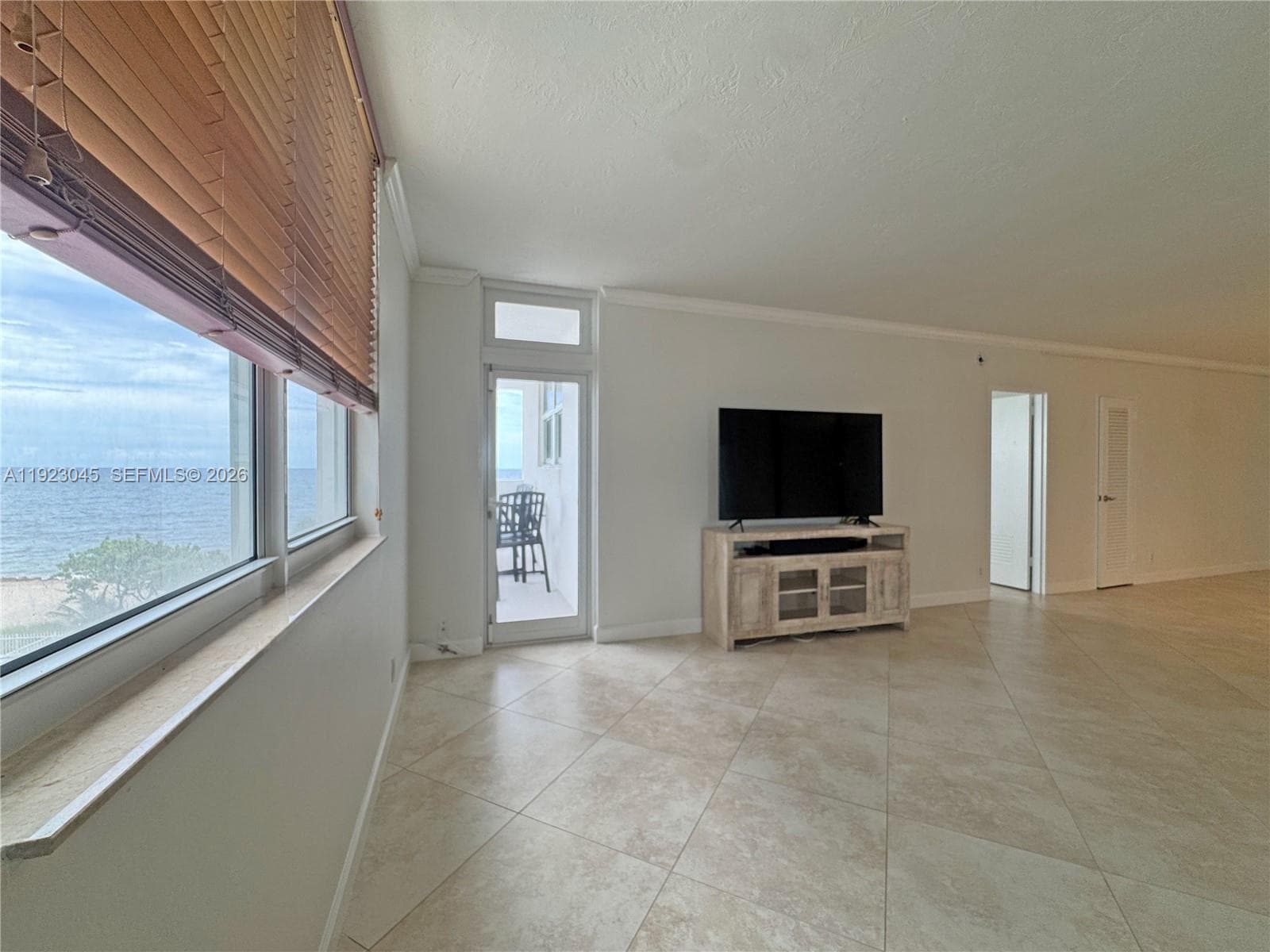 4250 Galt Ocean Dr 3T photo 2