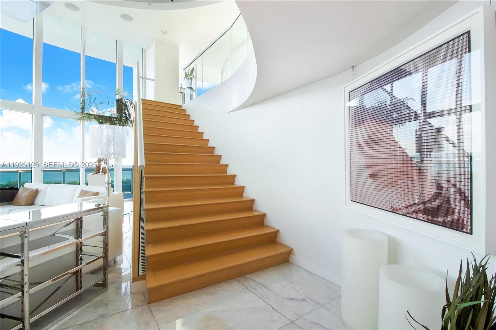 1643 Brickell Avenue 5
