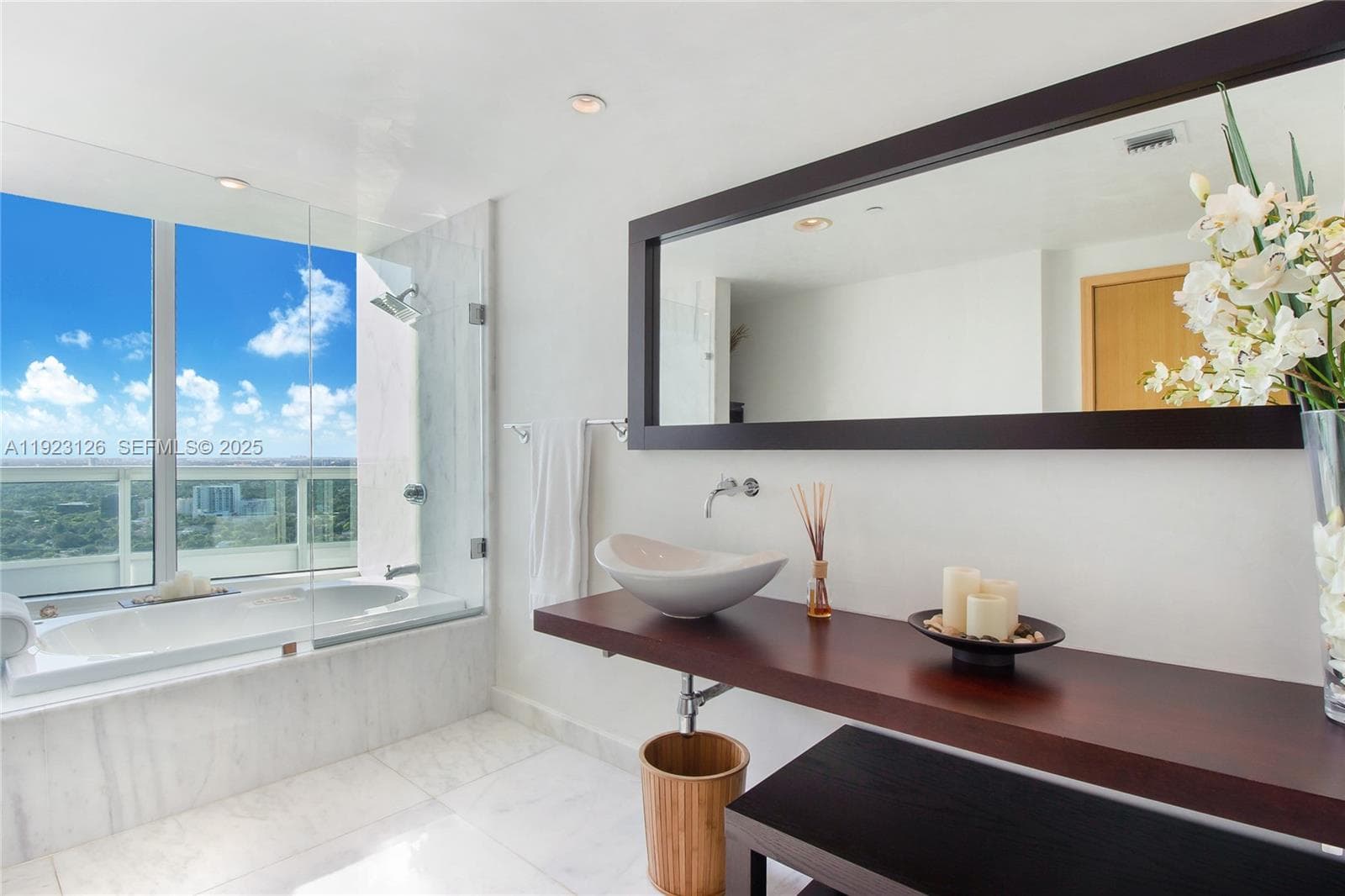 1643 Brickell Avenue 2902 photo 24