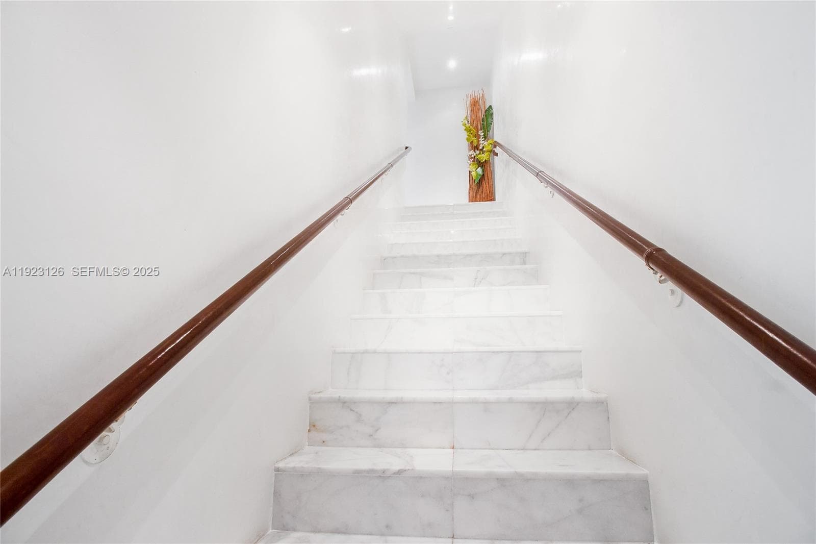 1643 Brickell Avenue 2902 photo 14