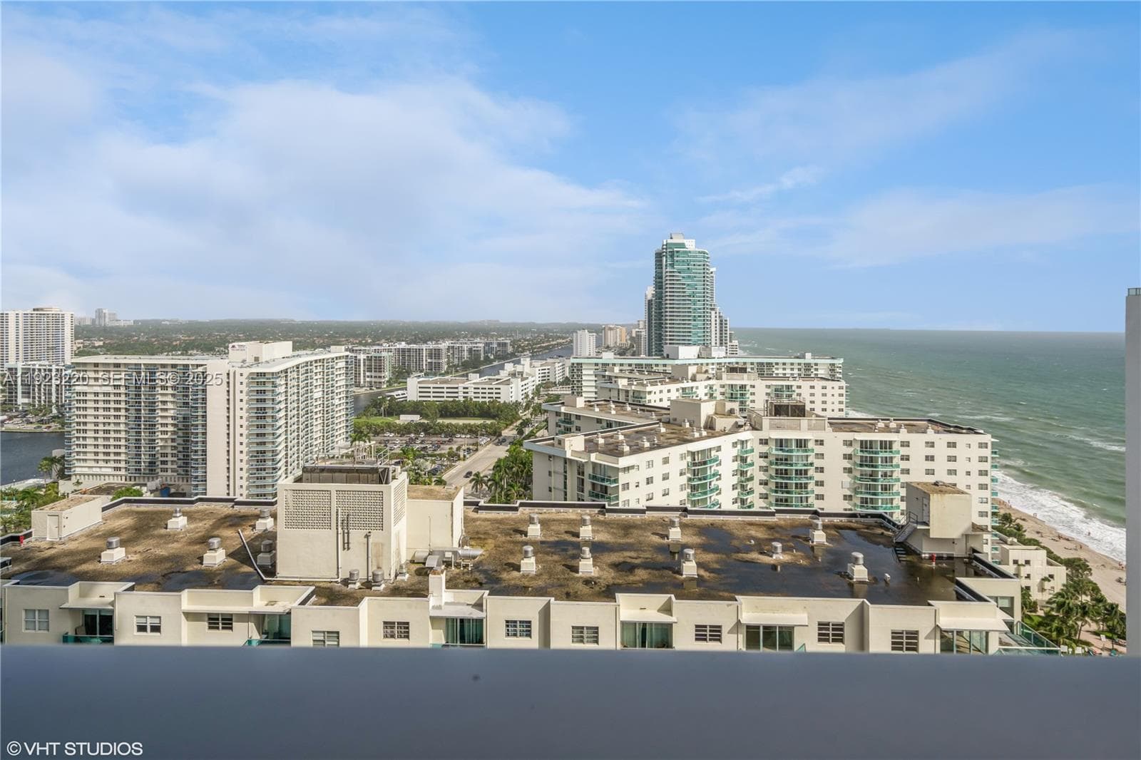 4111 Ocean Dr 1904 photo 6