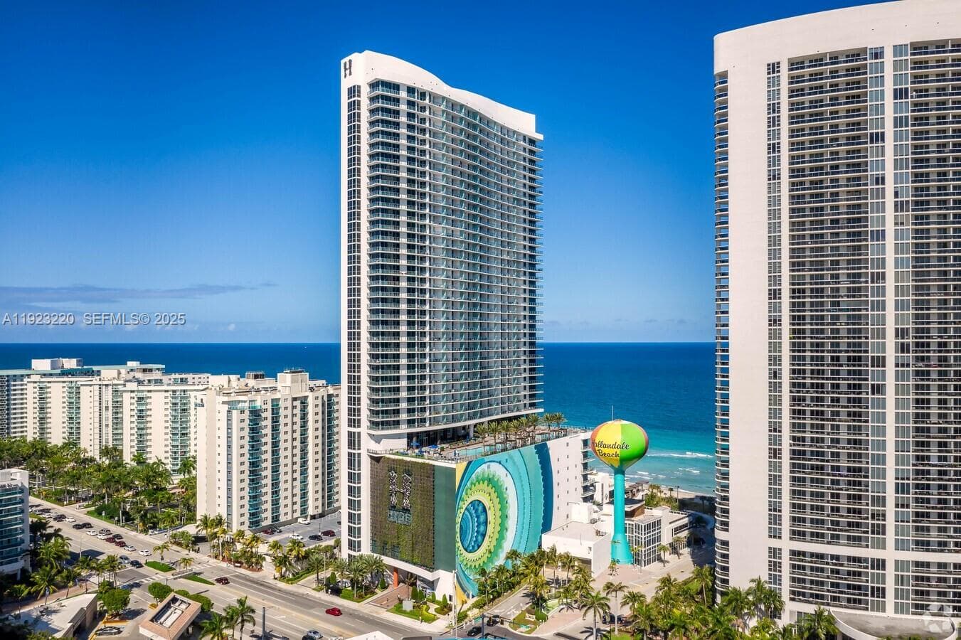 4111 Ocean Dr 1904 photo 21