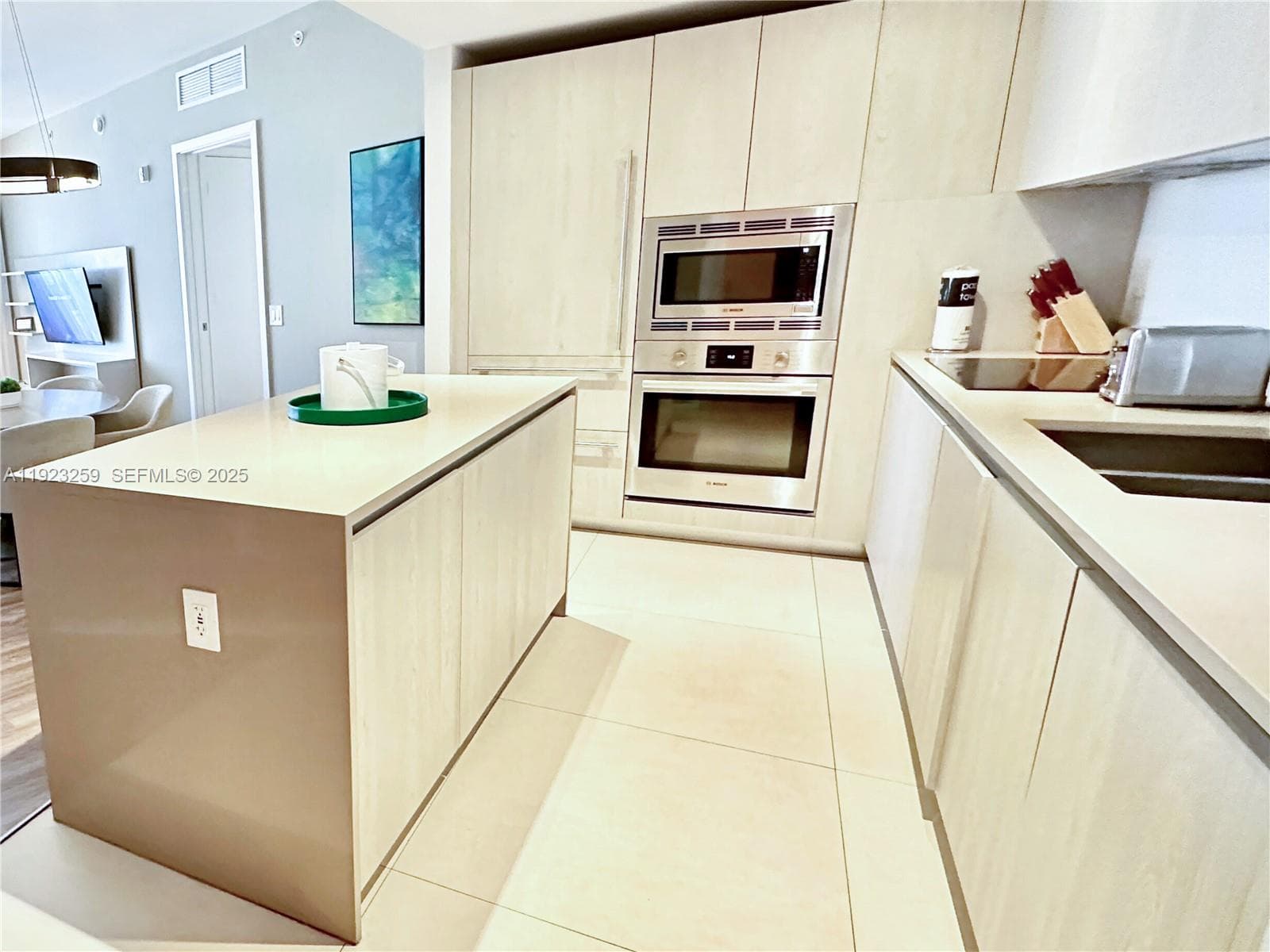 4111 Ocean Dr 2306 photo 17