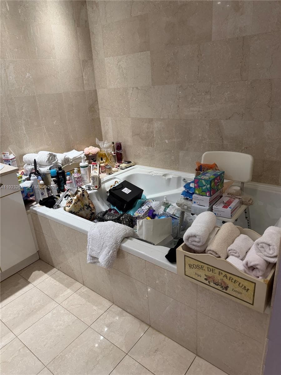 10101 Collins Ave 9A photo 25