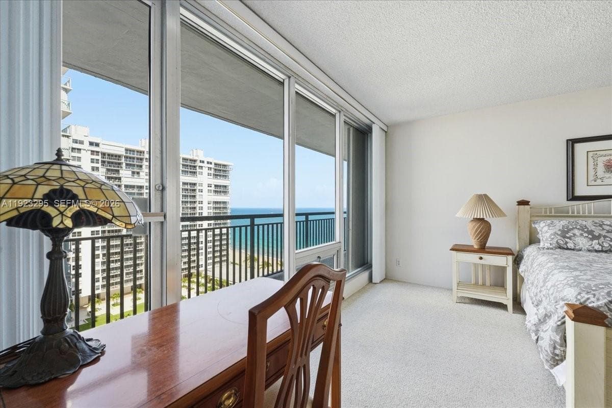 4280 Galt Ocean 12H photo 16