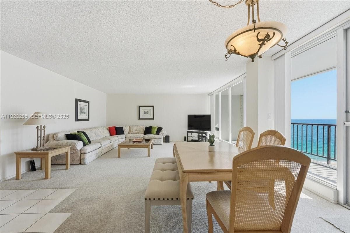 4280 Galt Ocean 4