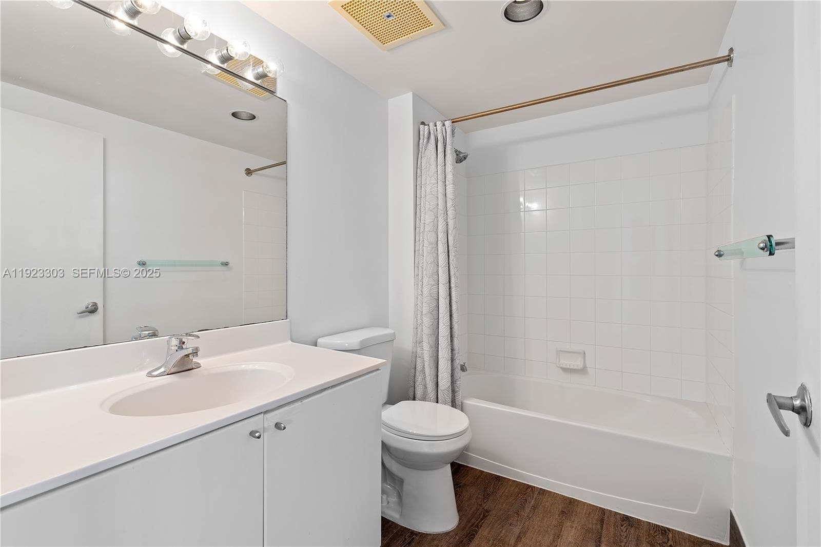 17375 E Collins Ave 1108 photo 13