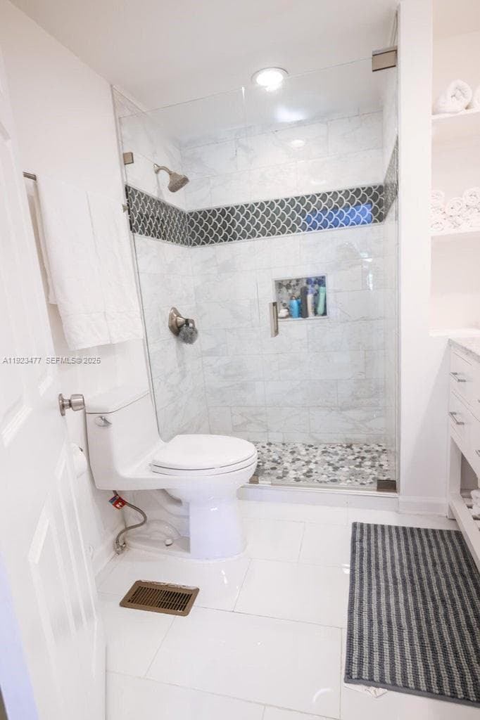 212 Buttonwood Ln photo 17