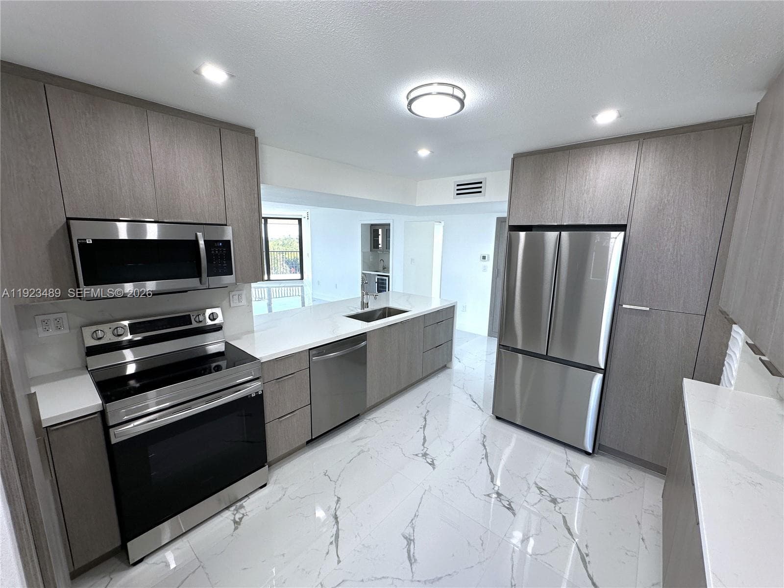 6403 Gulf Of Mexico Blvd 403 photo 13
