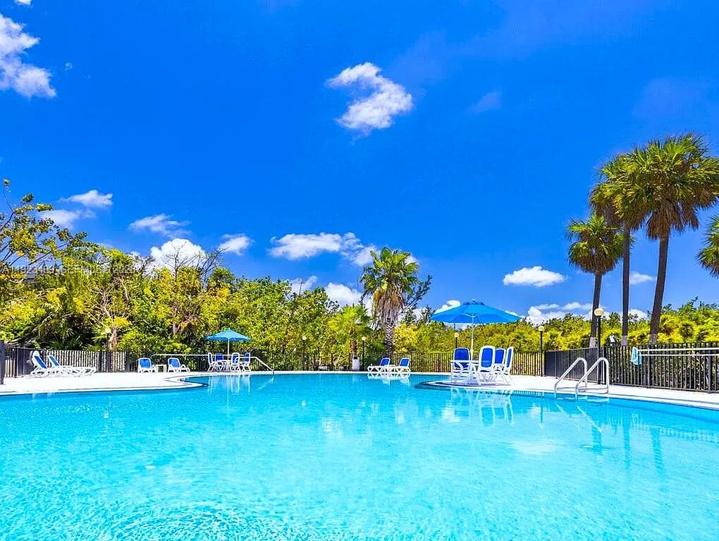 6403 Gulf Of Mexico Blvd 403 photo 10