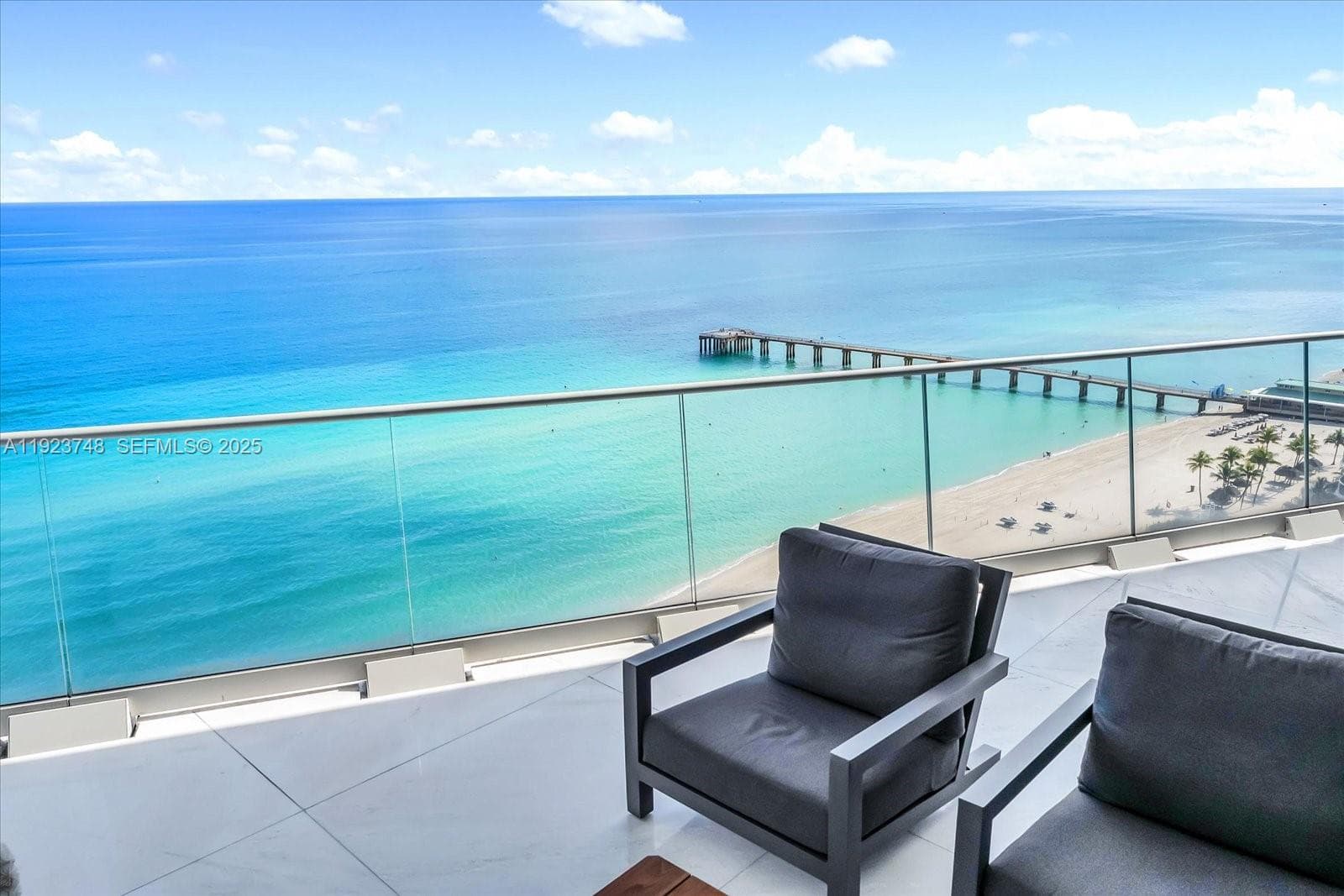16901 Collins Ave 3