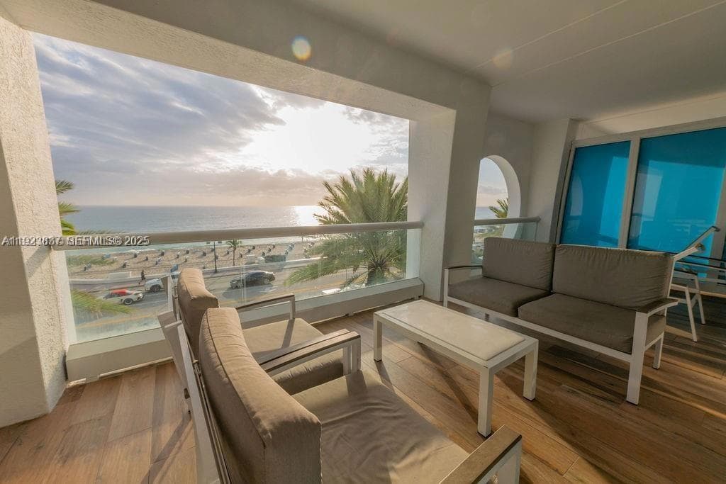 551 Fort Lauderdale Beach Blvd R204 photo 23