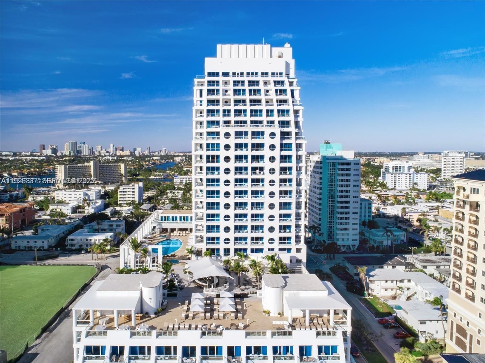 551 Fort Lauderdale Beach Blvd R204 photo 7