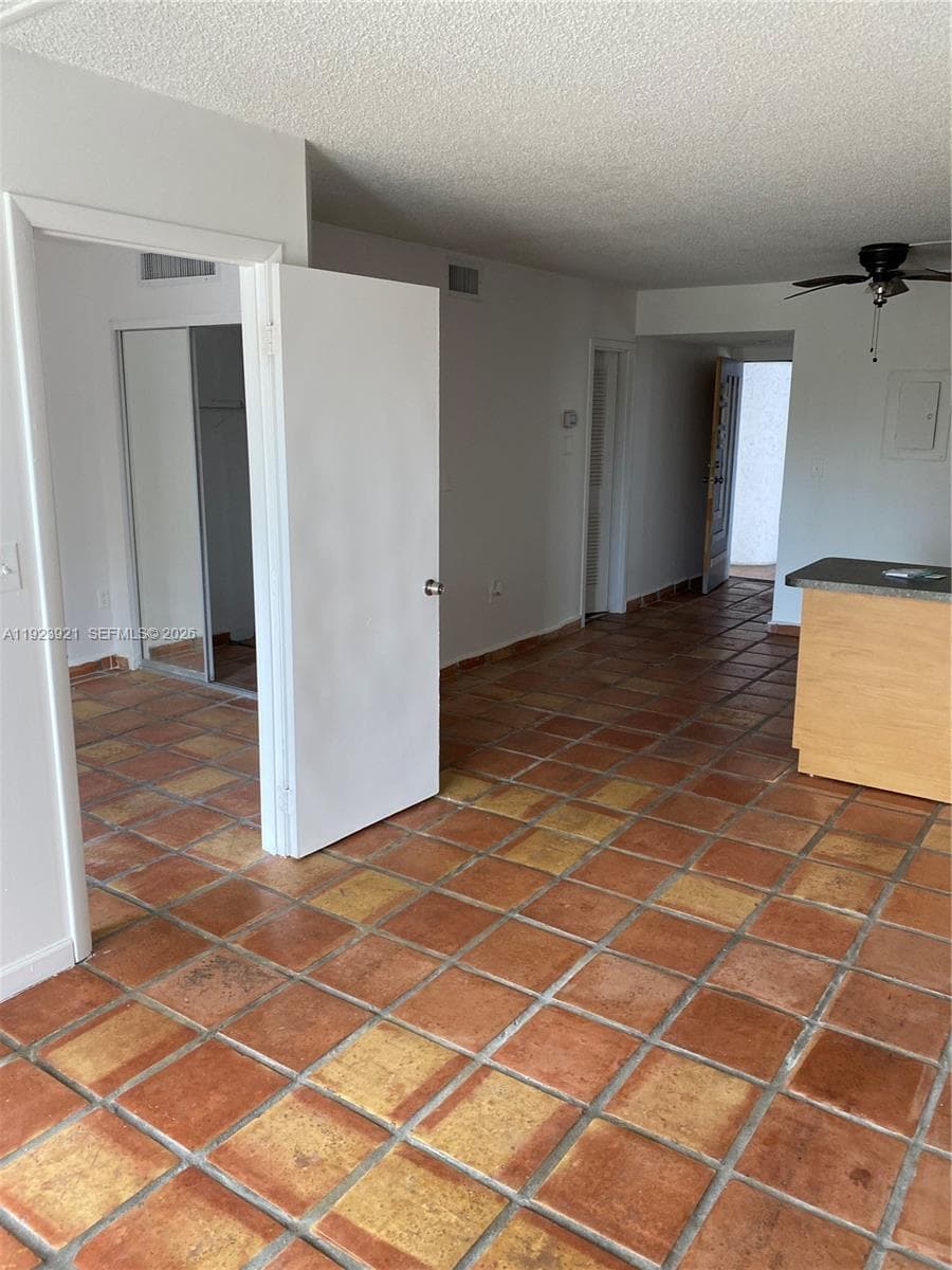 1650 NE 115th St 405 photo 12