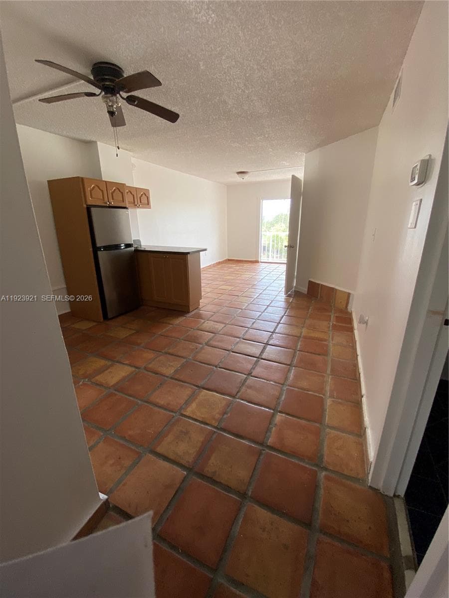 1650 NE 115th St 405 photo 18