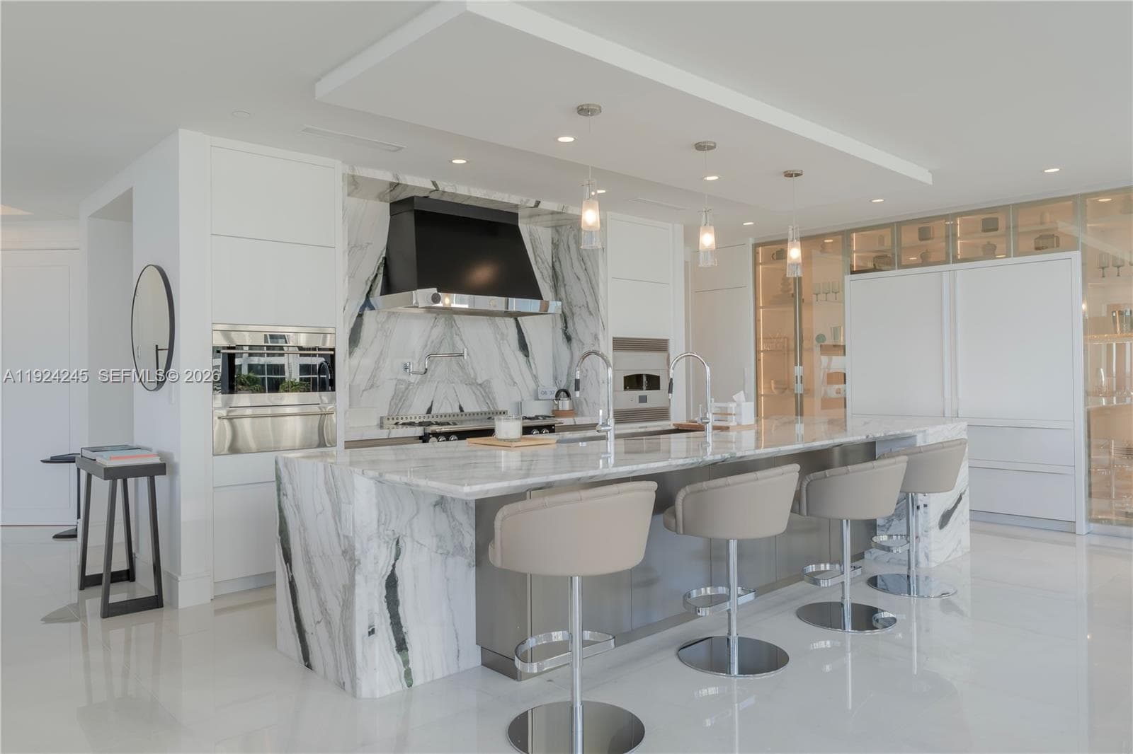 17975 Collins Ave 502 photo 11