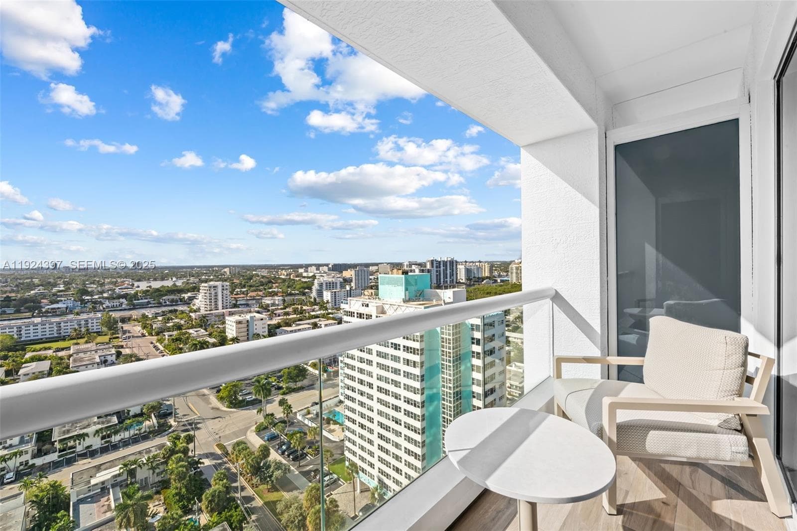 551 N Fort Lauderdale Beach Blvd R1904 photo 11