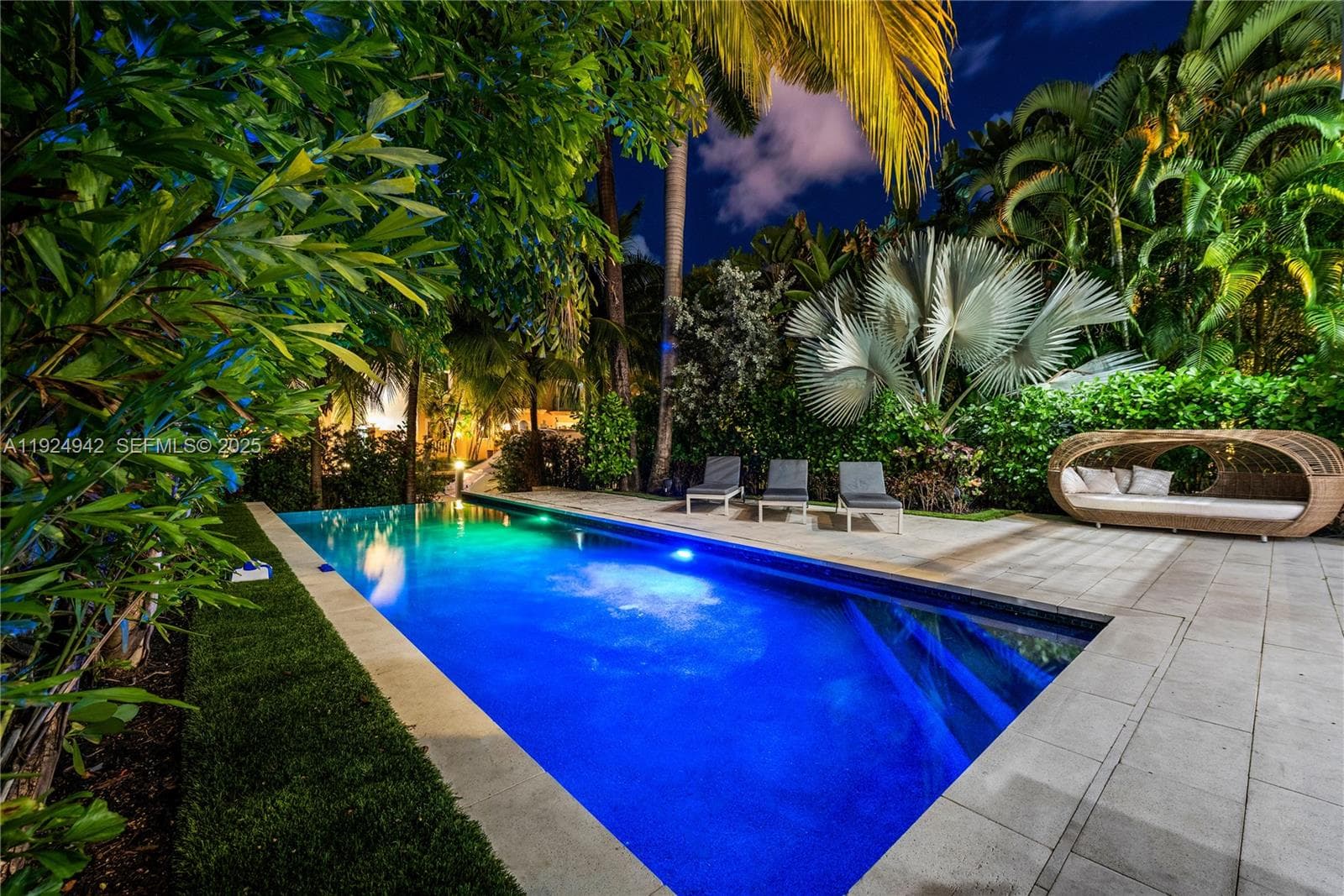 310 SE 11th Ave 3