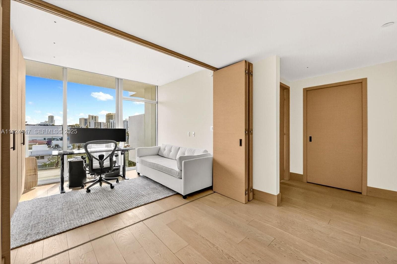 1201 20th St PH07 photo 10