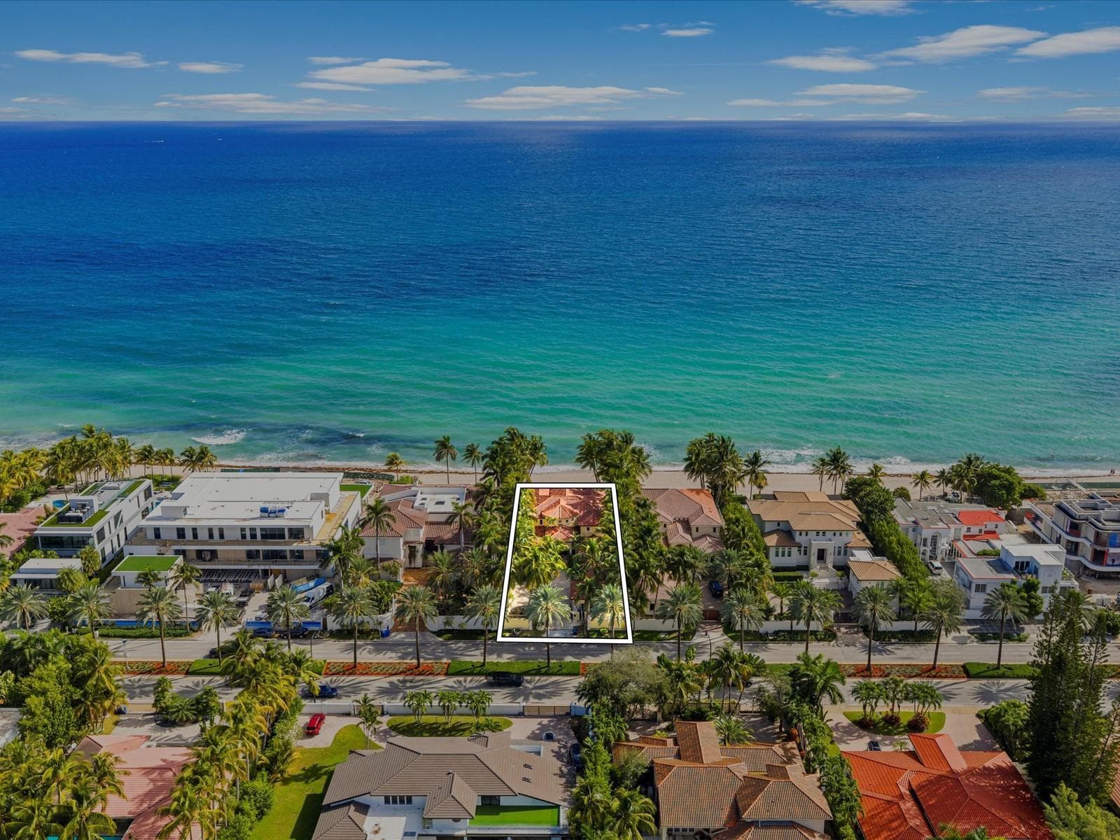 555 Ocean Boulevard photo 1