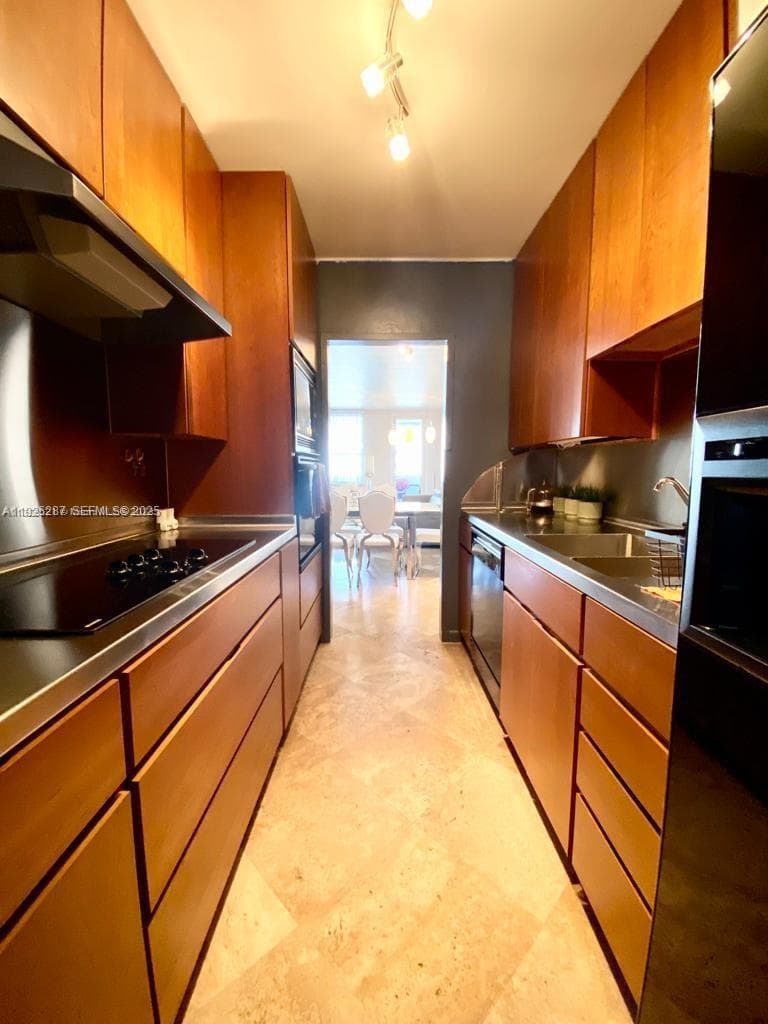 100 Lincoln Rd 608 photo 6