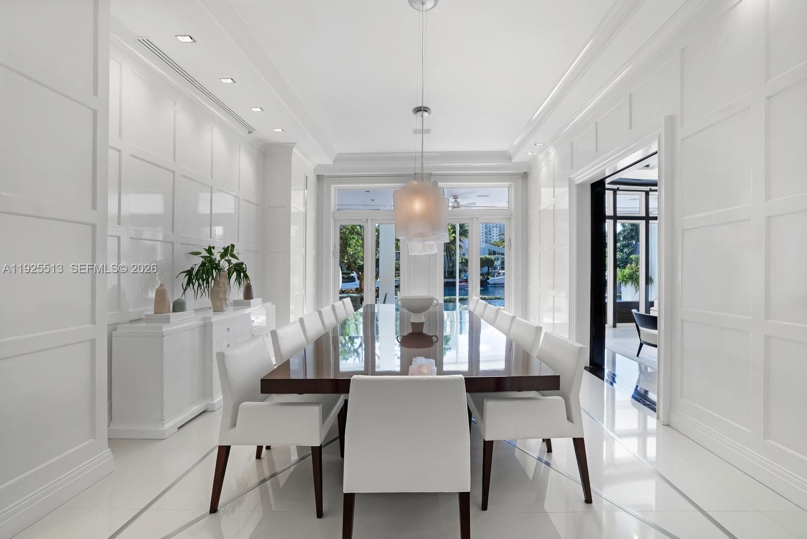 142 Island Dr 5