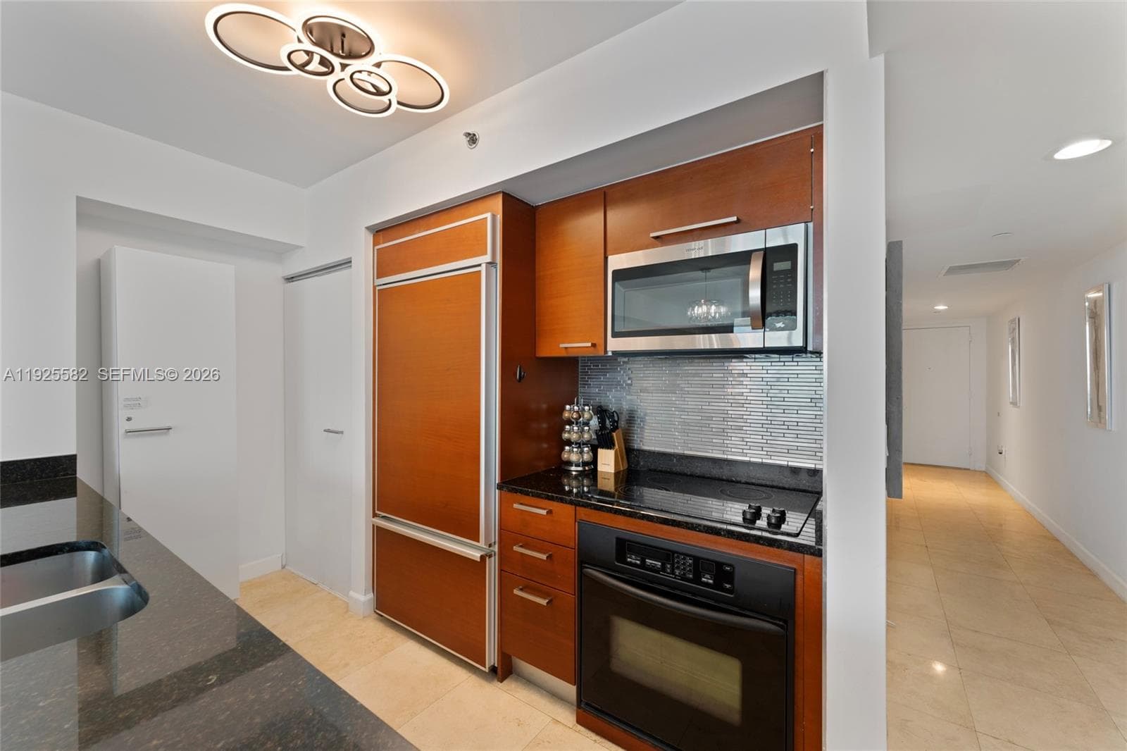 1830 Ocean Dr 4