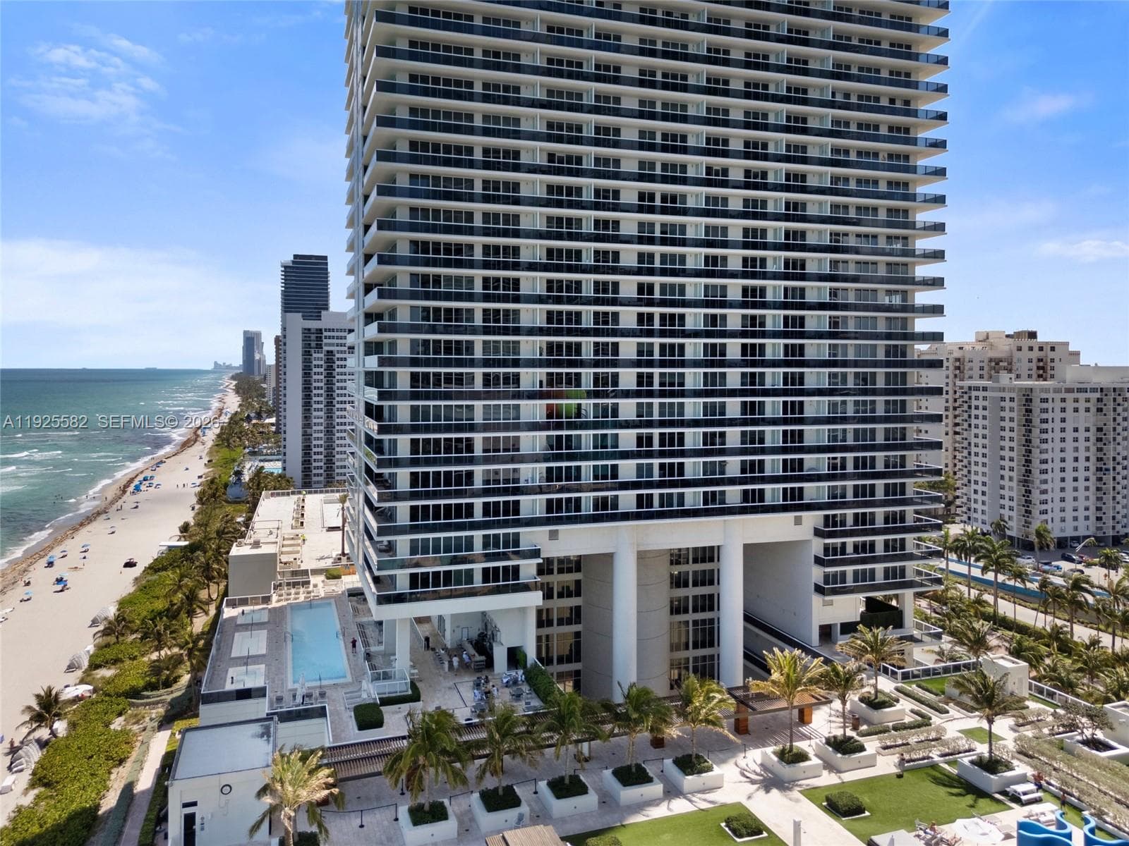 1830 Ocean Dr 1612 photo 21