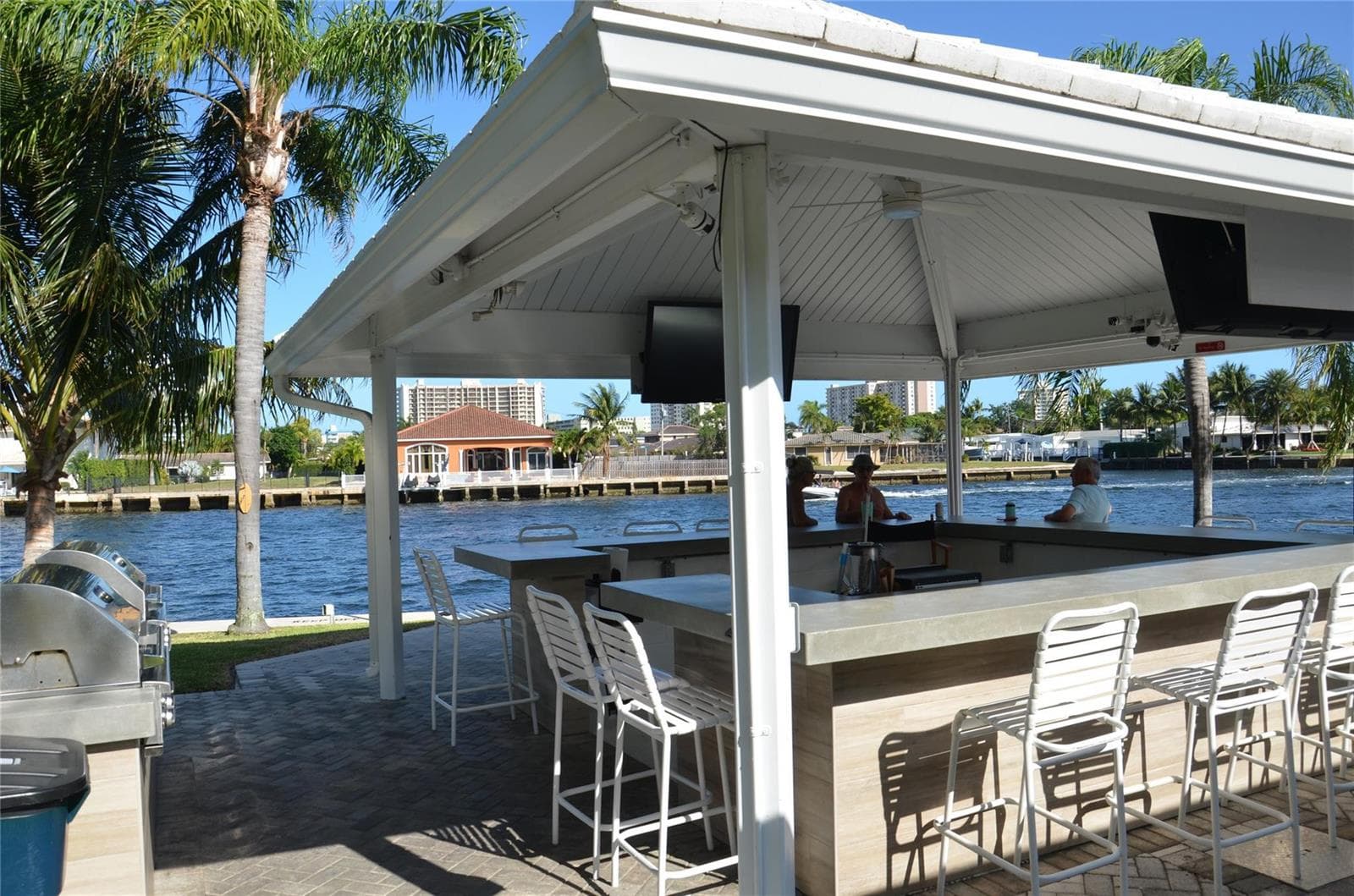 6201 Bay Club Drive 4 photo 22
